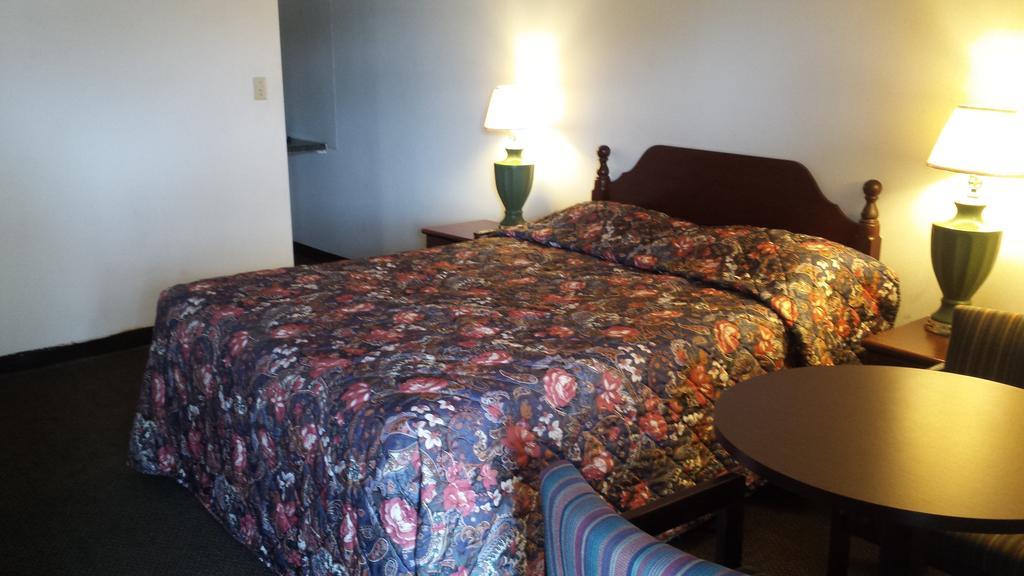 H&K Motel Anderson Habitación foto